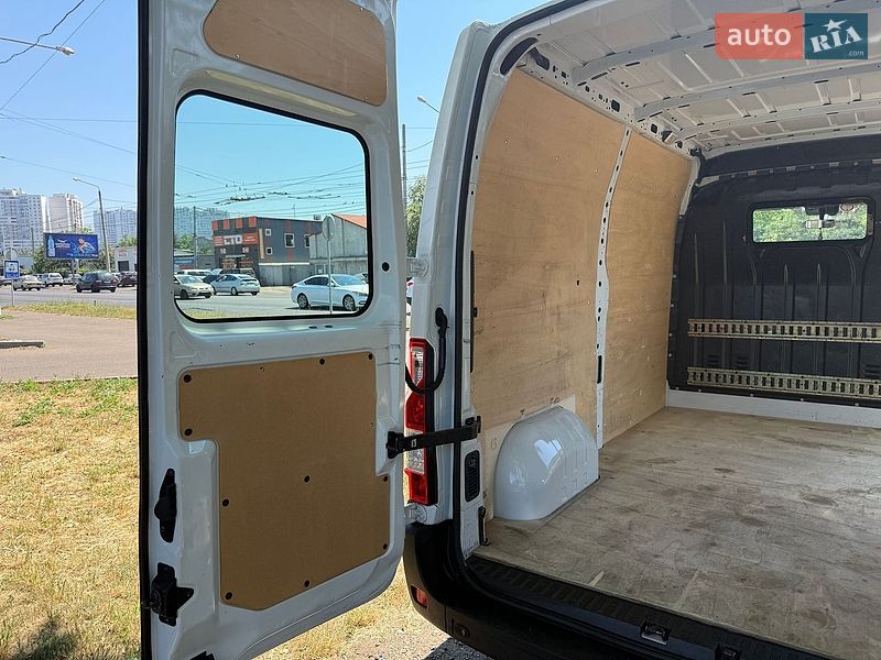Грузовой фургон Renault Master 2021 в Одессе