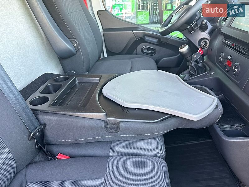 Грузовой фургон Renault Master 2023 в Луцке
