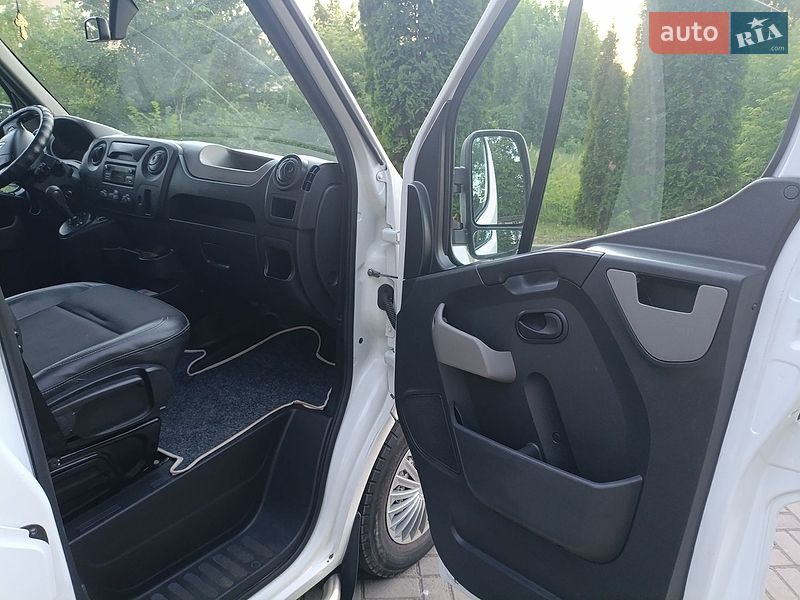 Універсал Renault Master 2017 в Прилуках