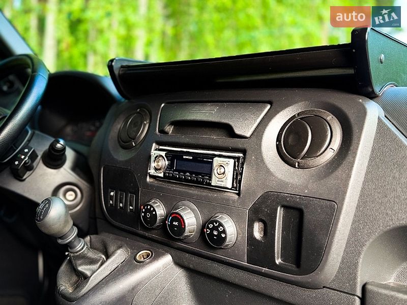 Тентованый Renault Master 2018 в Киеве