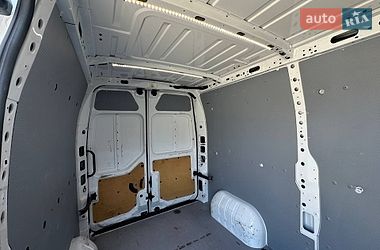 Грузовой фургон Renault Master 2020 в Львове