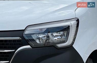 Грузовой фургон Renault Master 2023 в Дубно