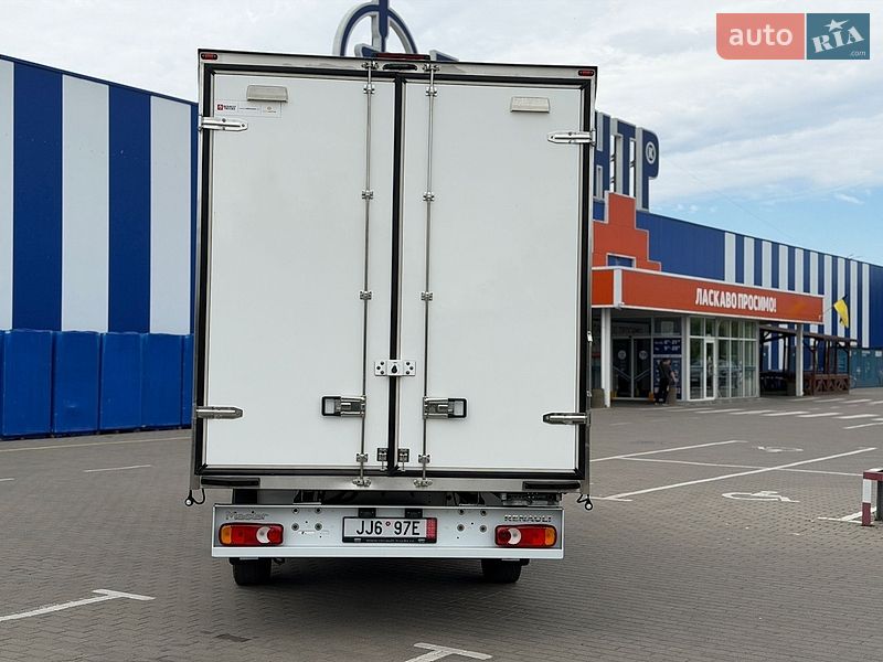 Вантажний фургон Renault Master 2022 в Дубні