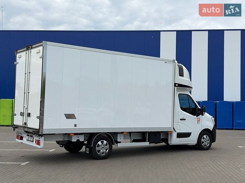 Вантажний фургон Renault Master 2022 в Дубні
