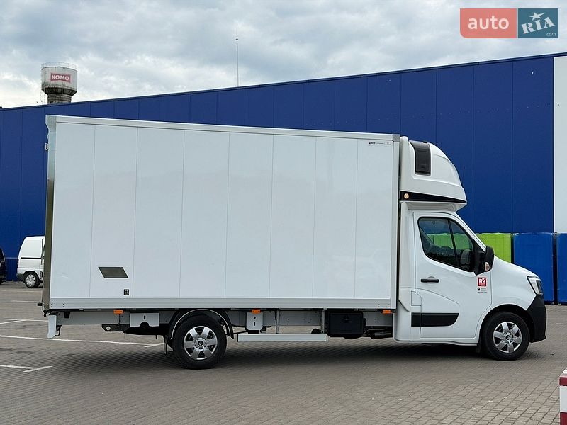 Вантажний фургон Renault Master 2022 в Дубні