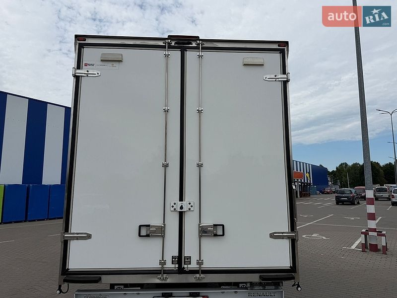 Вантажний фургон Renault Master 2022 в Дубні