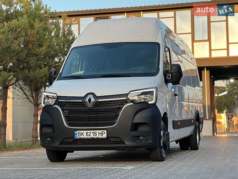 Микроавтобус грузовой (до 3,5т) Renault Master 2021 в Ровно
