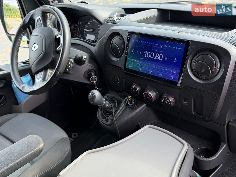 Микроавтобус грузовой (до 3,5т) Renault Master 2018 в Львове
