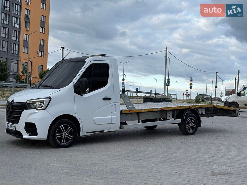 Эвакуатор Renault Master 2020 в Ровно