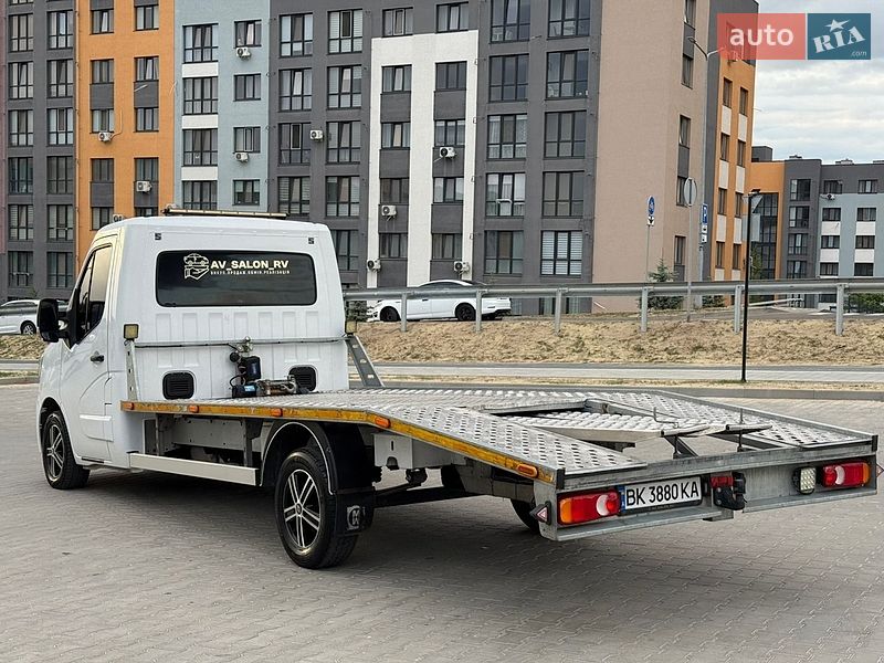 Эвакуатор Renault Master 2020 в Ровно