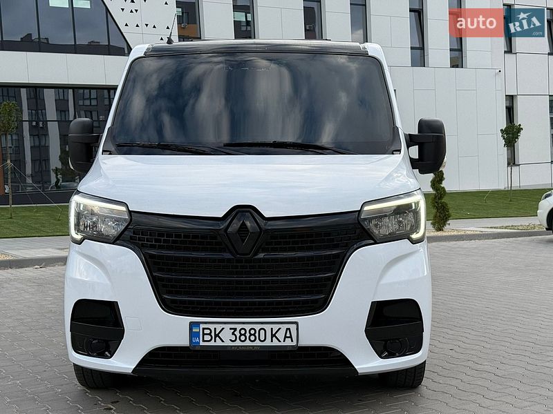 Эвакуатор Renault Master 2020 в Ровно