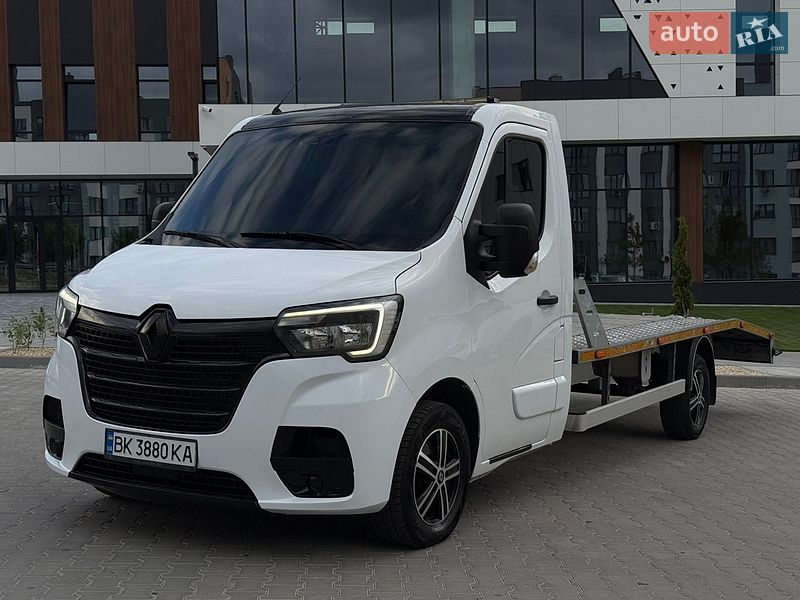 Эвакуатор Renault Master 2020 в Ровно