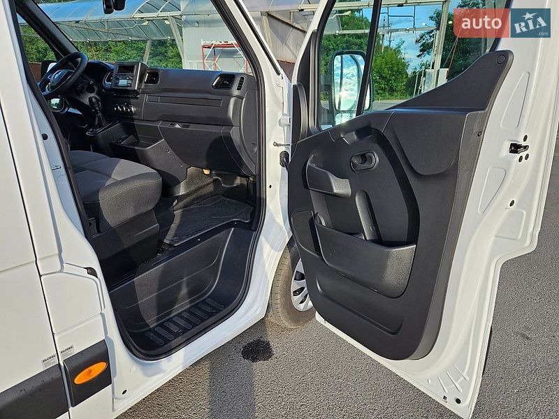 Микроавтобус грузовой (до 3,5т) Renault Master 2022 в Бердичеве