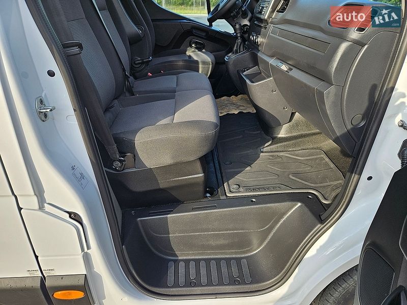Микроавтобус грузовой (до 3,5т) Renault Master 2022 в Бердичеве
