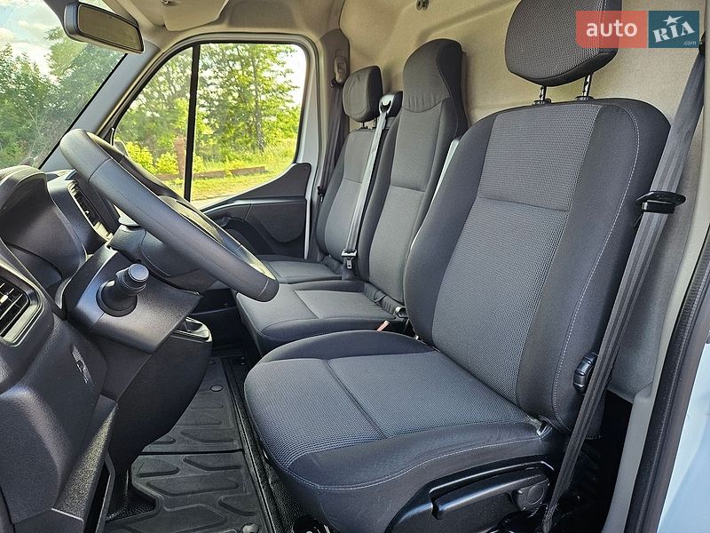 Микроавтобус грузовой (до 3,5т) Renault Master 2022 в Бердичеве