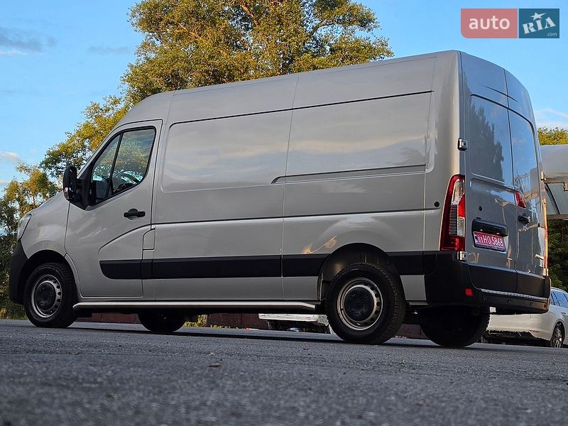 Вантажний фургон Renault Master 2022 в Житомирі
