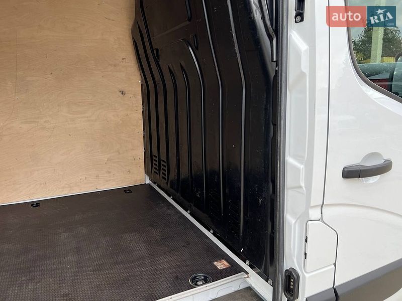 Вантажний фургон Renault Master 2022 в Володимирі