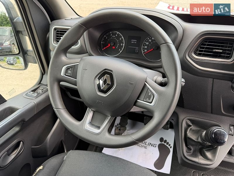 Вантажний фургон Renault Master 2022 в Тернополі