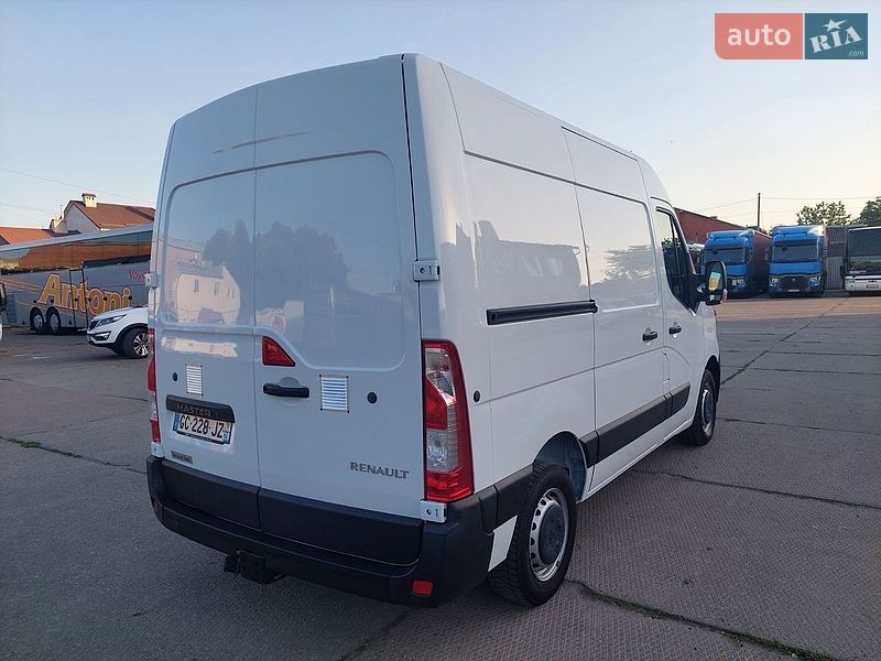 Вантажний фургон Renault Master 2021 в Львові
