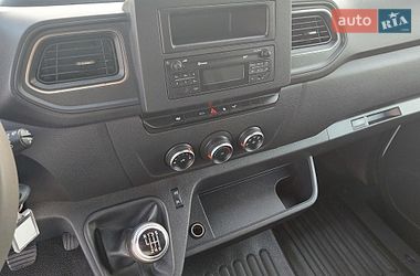 Вантажний фургон Renault Master 2021 в Львові