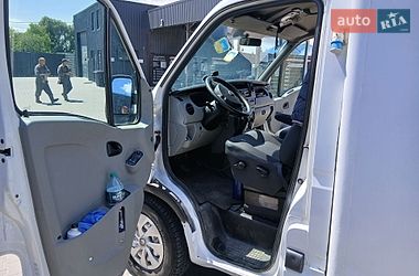 Грузовой фургон Renault Master 2005 в Луцке