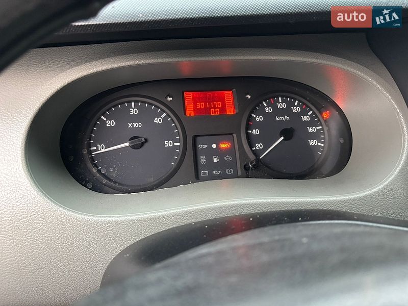 Вантажний фургон Renault Master 2005 в Борисполі