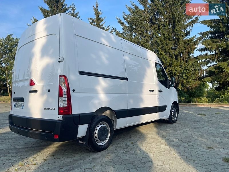 Вантажний фургон Renault Master 2023 в Дубні