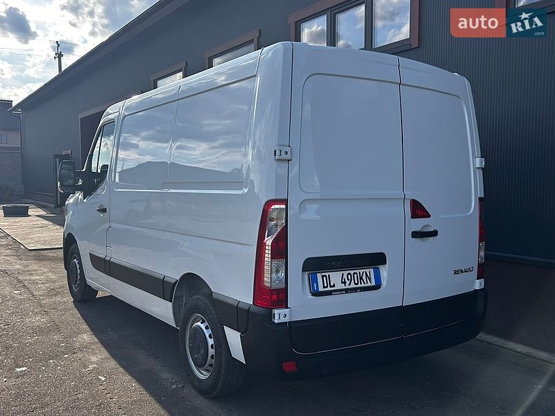 Вантажний фургон Renault Master 2022 в Долині