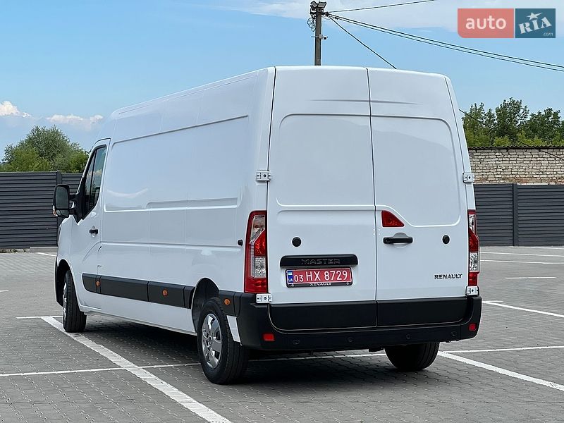 Вантажний фургон Renault Master 2023 в Дубні