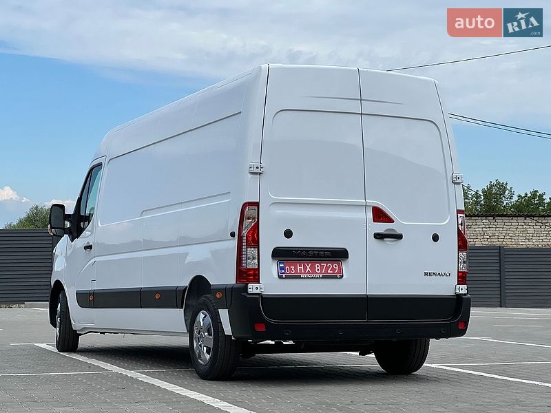 Вантажний фургон Renault Master 2023 в Дубні