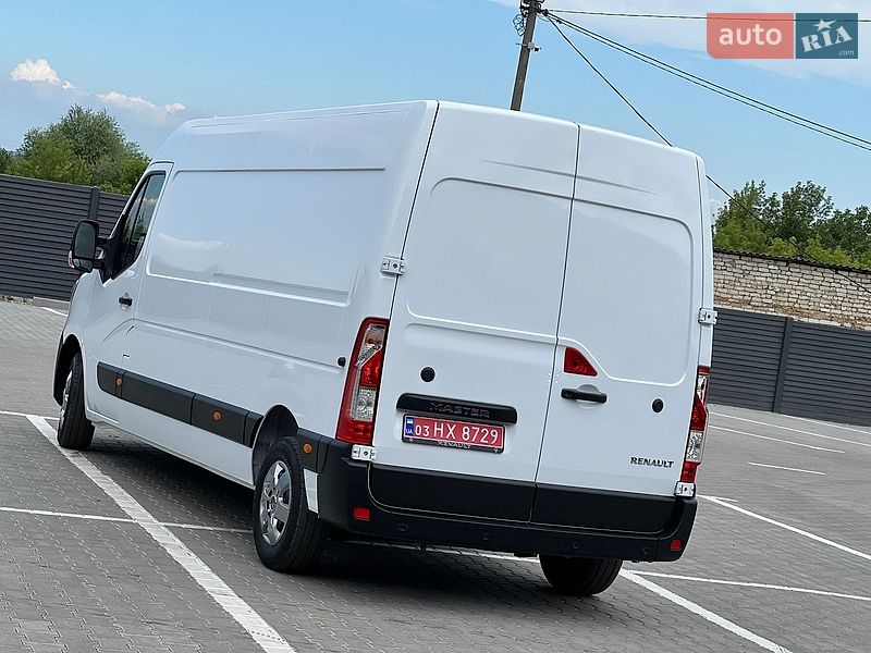 Вантажний фургон Renault Master 2023 в Дубні