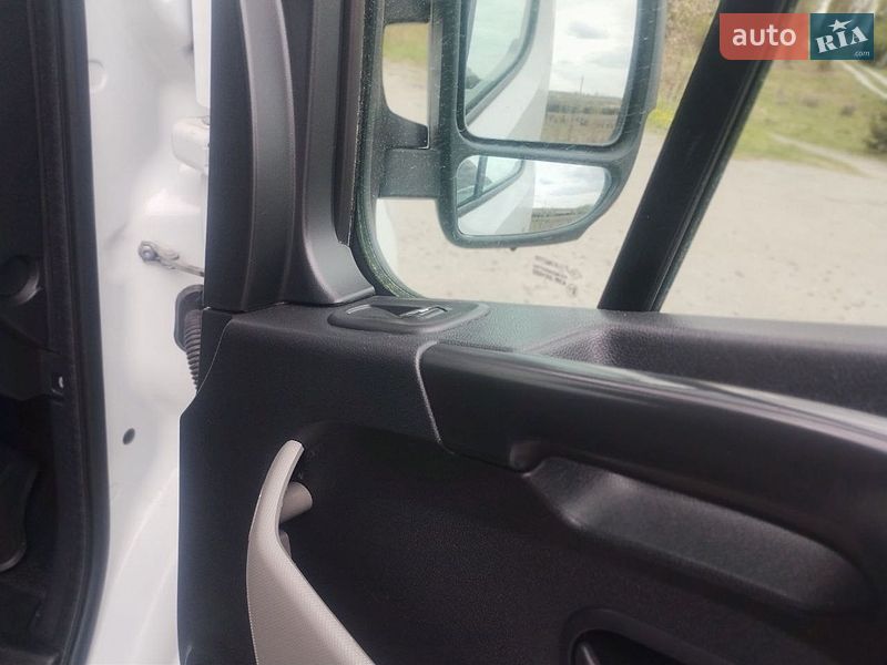Грузовой фургон Renault Master 2017 в Дубно