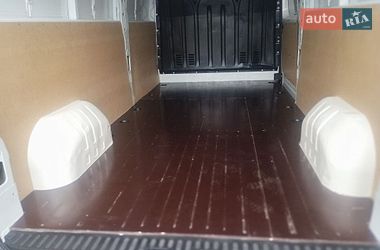 Грузовой фургон Renault Master 2017 в Дубно