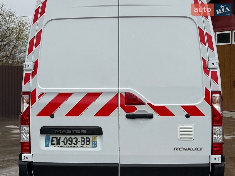 Вантажопасажирський фургон Renault Master 2018 в Млиніві