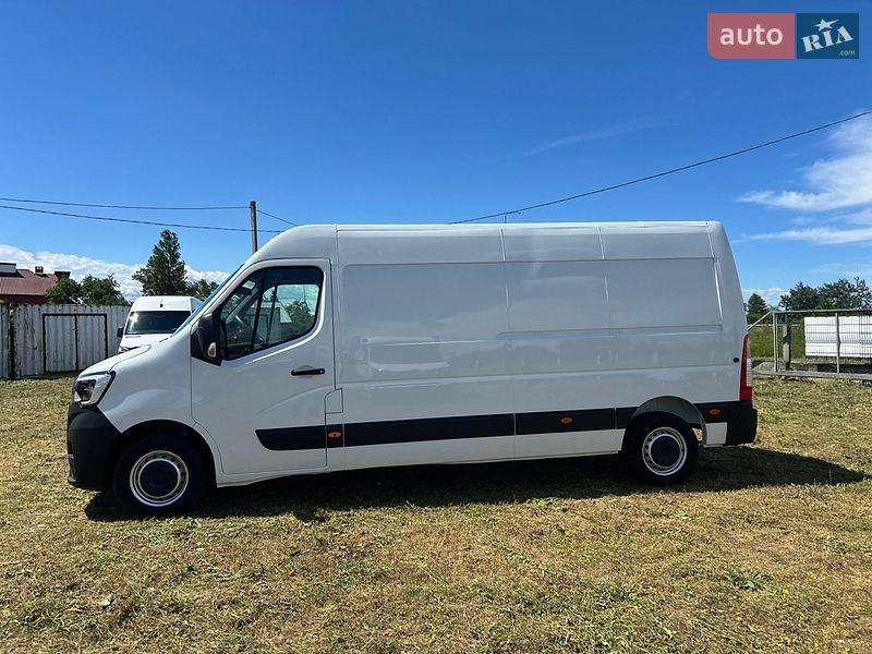 Грузовой фургон Renault Master 2024 в Стрые