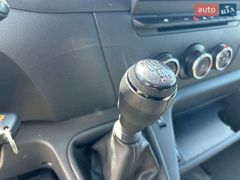 Грузовой фургон Renault Master 2024 в Стрые
