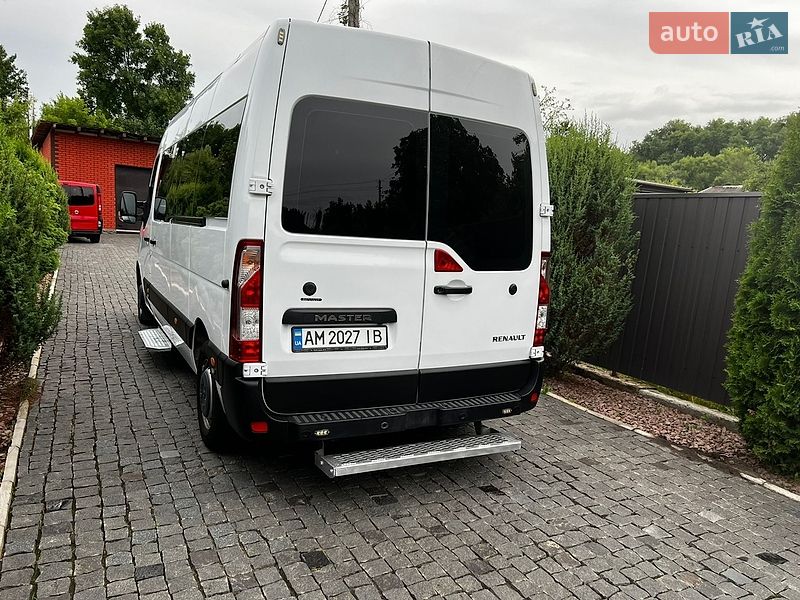 Микроавтобус Renault Master 2021 в Коростене