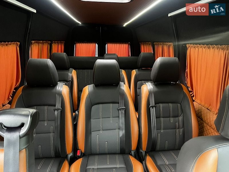 Микроавтобус Renault Master 2021 в Коростене