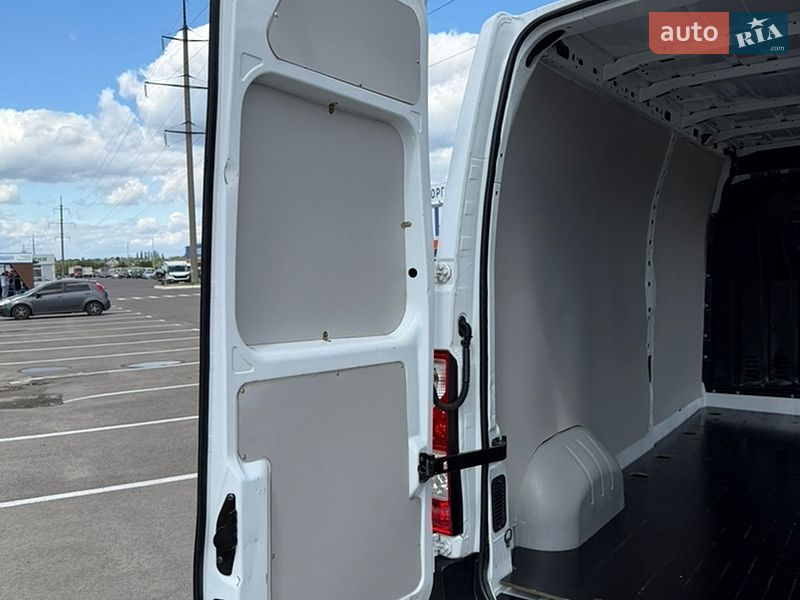 Грузовой фургон Renault Master 2022 в Луцке фото 46 Грузовой фургон Renault Master 2022 в Луцке