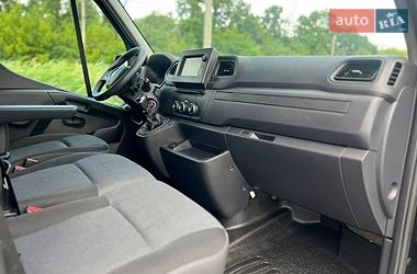 Вантажний фургон Renault Master 2020 в Луцьку