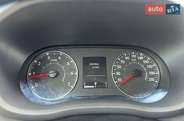 Вантажний фургон Renault Master 2020 в Луцьку