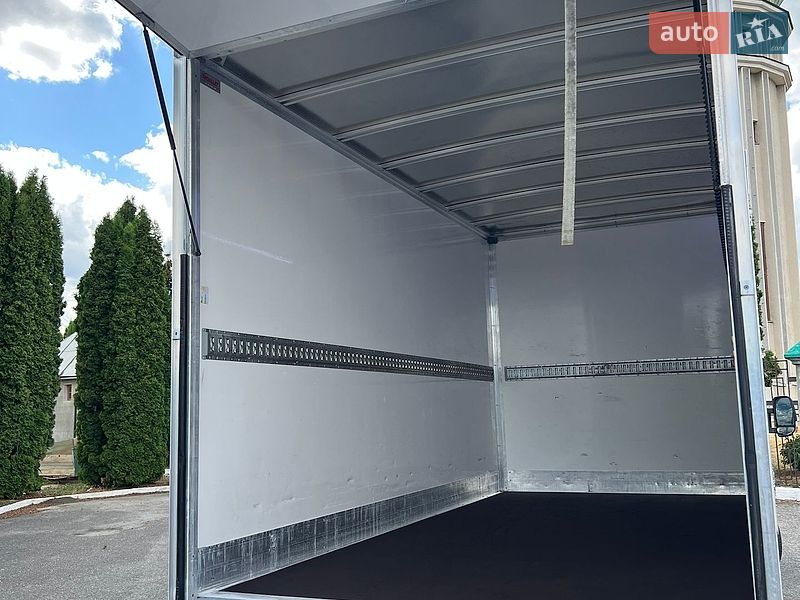 Грузовой фургон Renault Master 2023 в Дубно