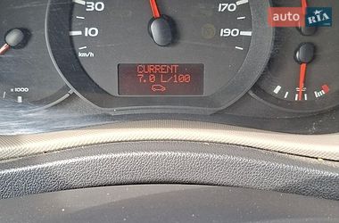Вантажний фургон Renault Master 2012 в Кам'янець-Подільському