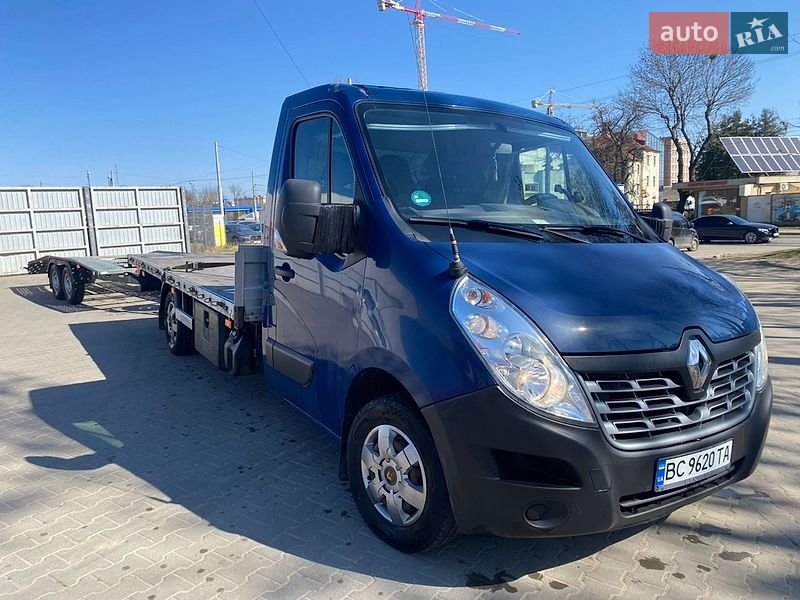 Эвакуатор Renault Master 2017 в Львове