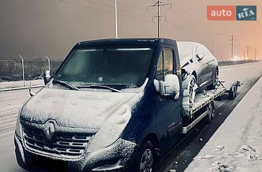 Эвакуатор Renault Master 2017 в Львове