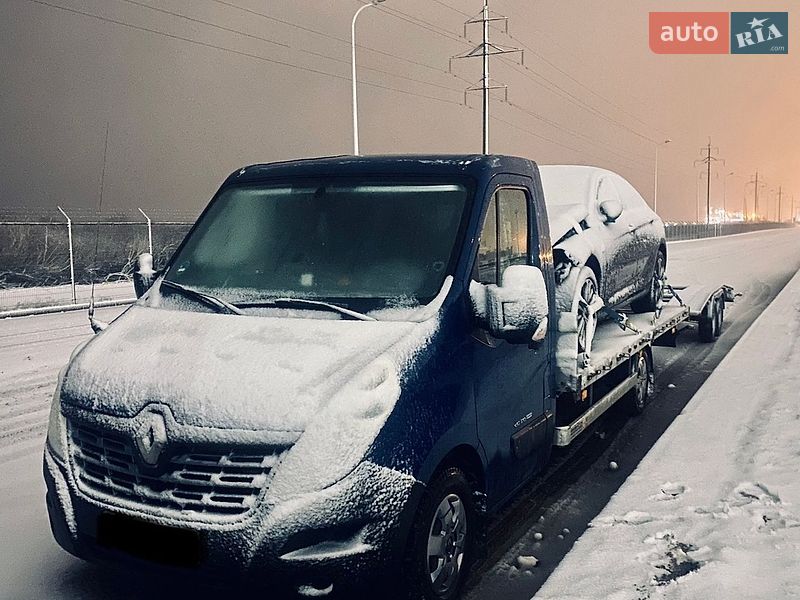 Эвакуатор Renault Master 2017 в Львове