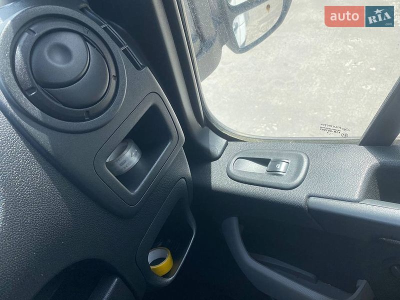 Тентованый Renault Master 2018 в Львове