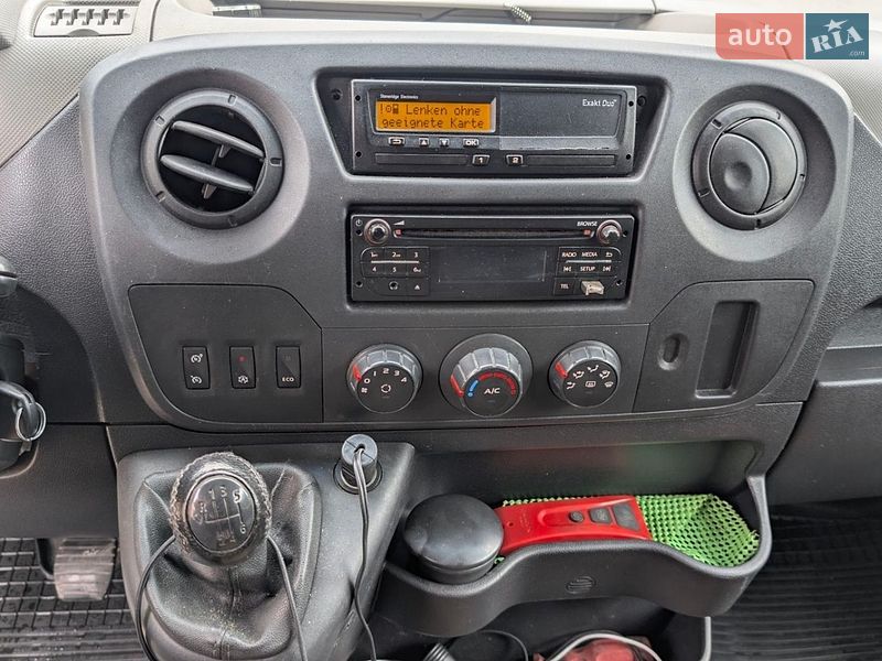 Автовоз Renault Master 2016 в Дубно