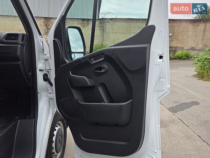 Грузовой фургон Renault Master 2022 в Днепре