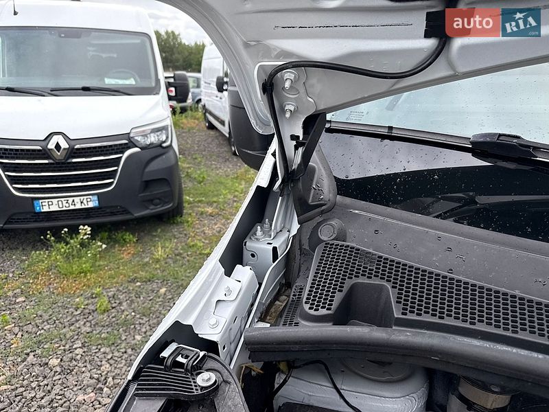 Грузовой фургон Renault Master 2021 в Луцке